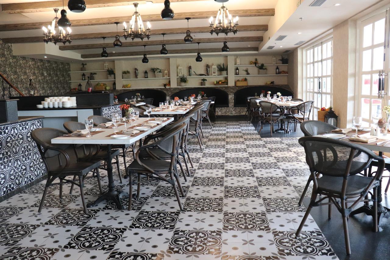 스워스티 칠리카 리조트 Kanaipur 외부 사진